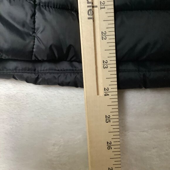 Old Navy Active Puffer Narrow Channel Vest Women XS Black Nylon Polyester - Picture 8 of 9